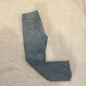 MOTHER crop Jean 26